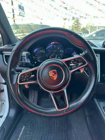 2018 Porsche Macan