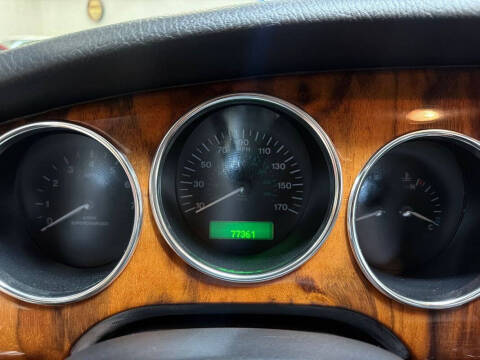 2005 Jaguar XKR