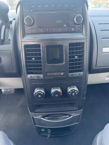 2009 Dodge Grand Caravan SE
