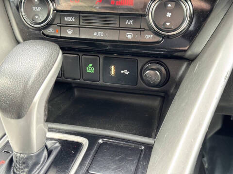 2022 Mitsubishi Eclipse Cross ES