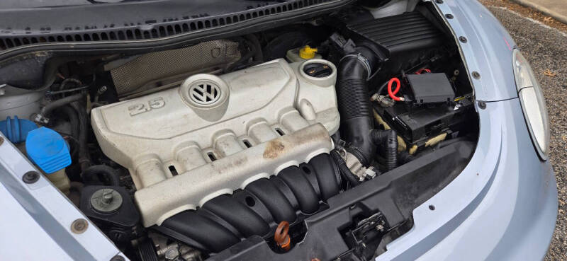 2010 Volkswagen New Beetle