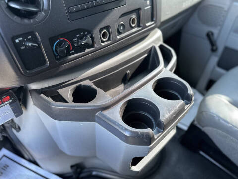 2012 Ford E-Series E-350 SD