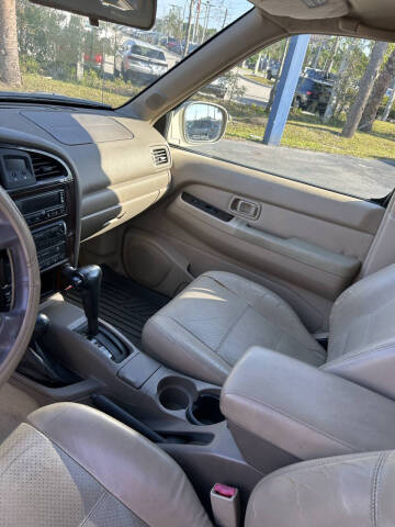 2001 Nissan Pathfinder for sale at WHEELZ AND DEALZ, LLC in Fort Pierce FL