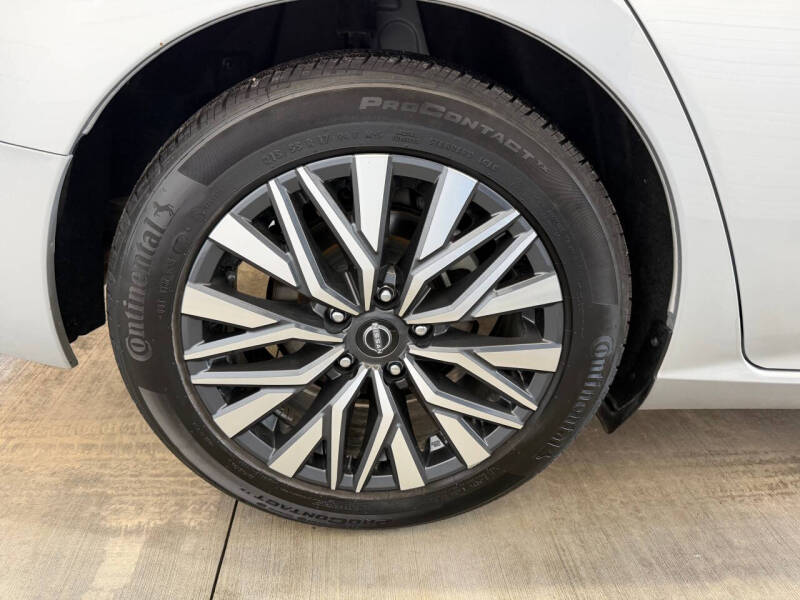 2024 Nissan Altima 2.5 SV