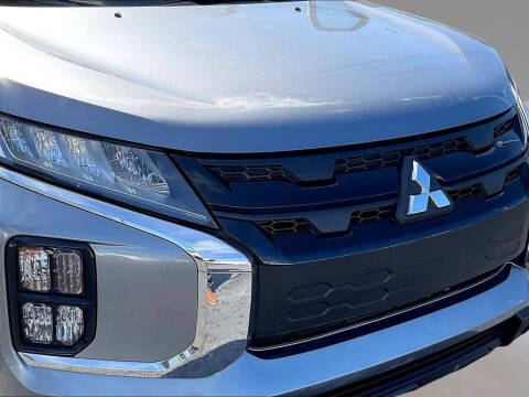 2022 Mitsubishi Outlander Sport LE