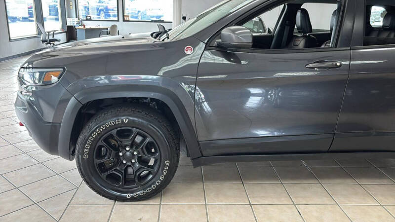 2019 Jeep Cherokee Trailhawk