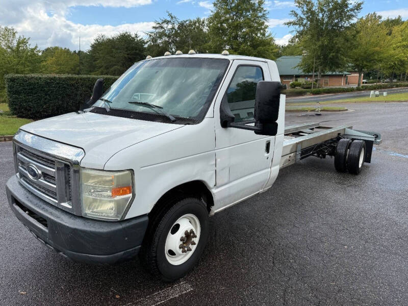 2011 Ford E-Series E-450 SD
