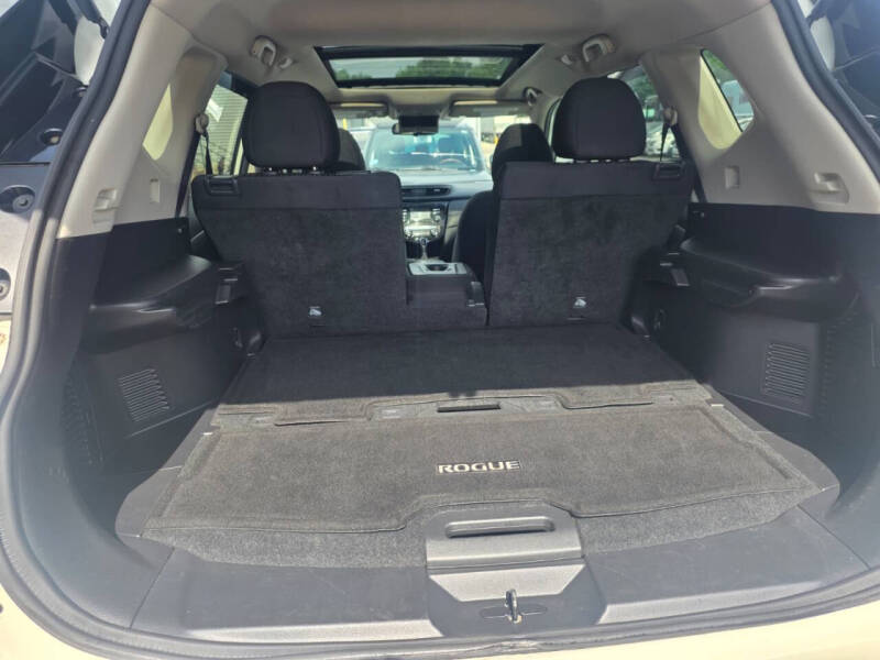 2017 Nissan Rogue SV