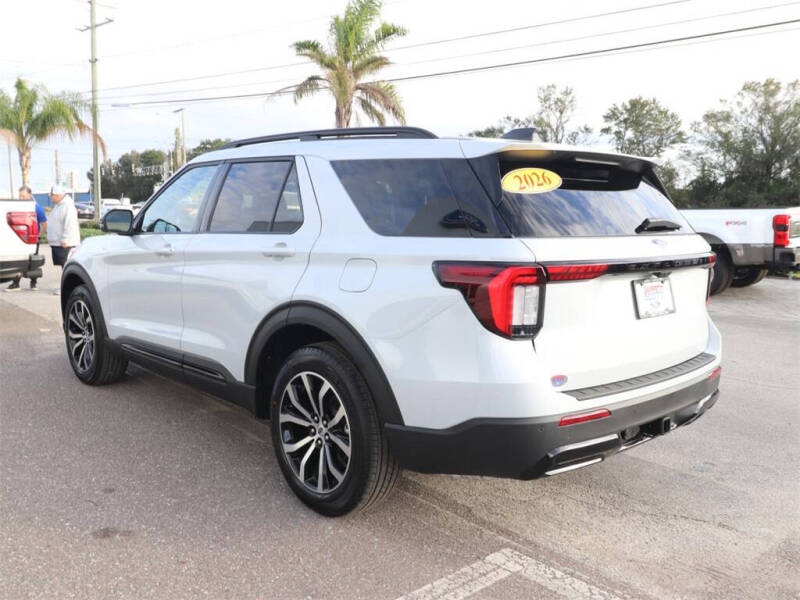 2026 Ford Explorer ST-Line