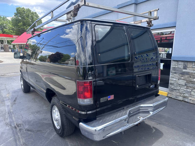 2013 Ford E-Series E-350 SD