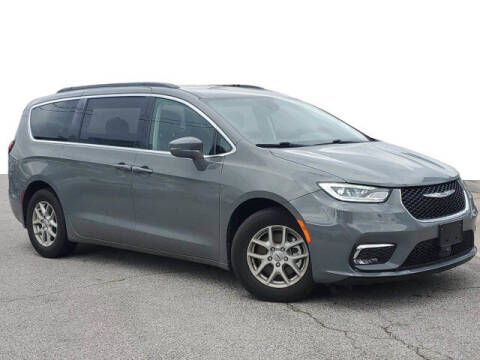 2022 Chrysler Pacifica for sale at BEAMAN TOYOTA - Beaman Buick GMC in Nashville TN