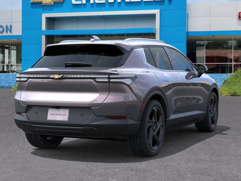 2026 Chevrolet Equinox EV LT 2