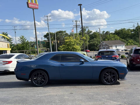 2021 Dodge Challenger SXT