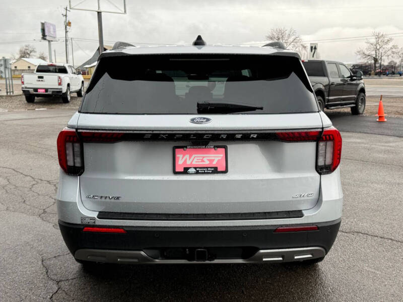 2026 Ford Explorer Active