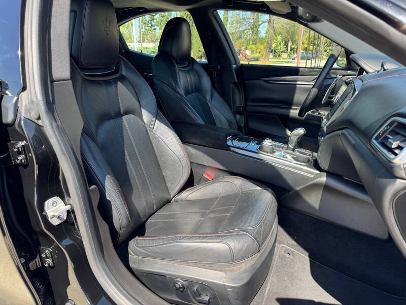 2017 Maserati Ghibli S