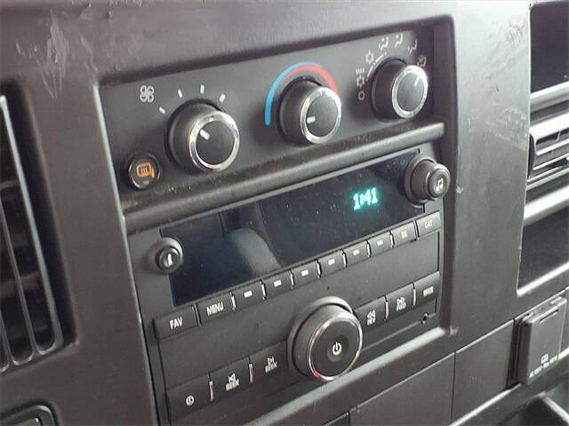 2024 GMC Savana 2500