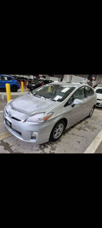 2010 Toyota Prius III's photo