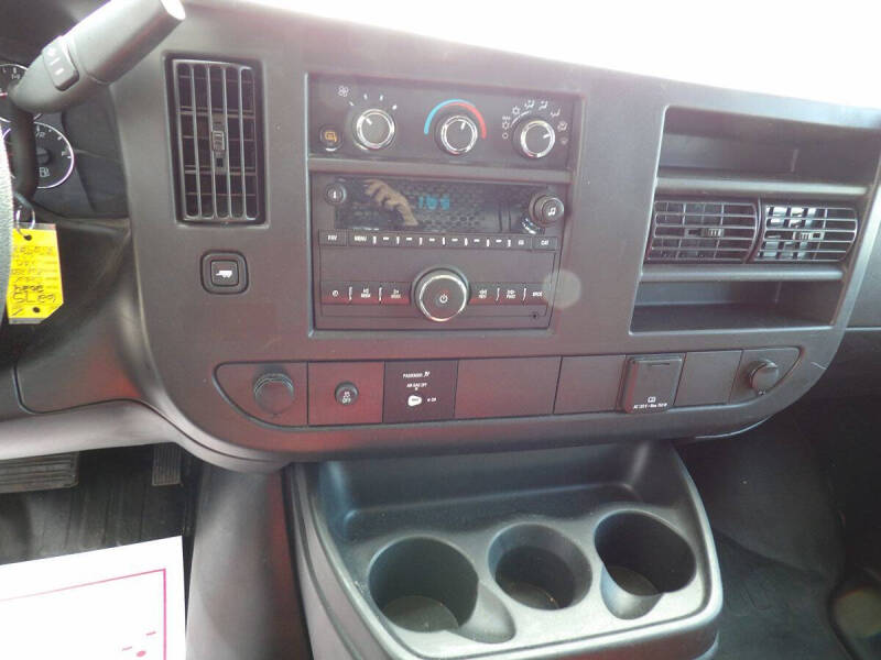 2024 Chevrolet Express 2500