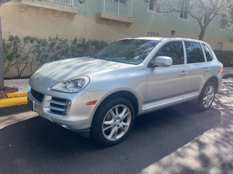 2010 Porsche Cayenne for sale at CarMart of Broward in Lauderdale Lakes FL