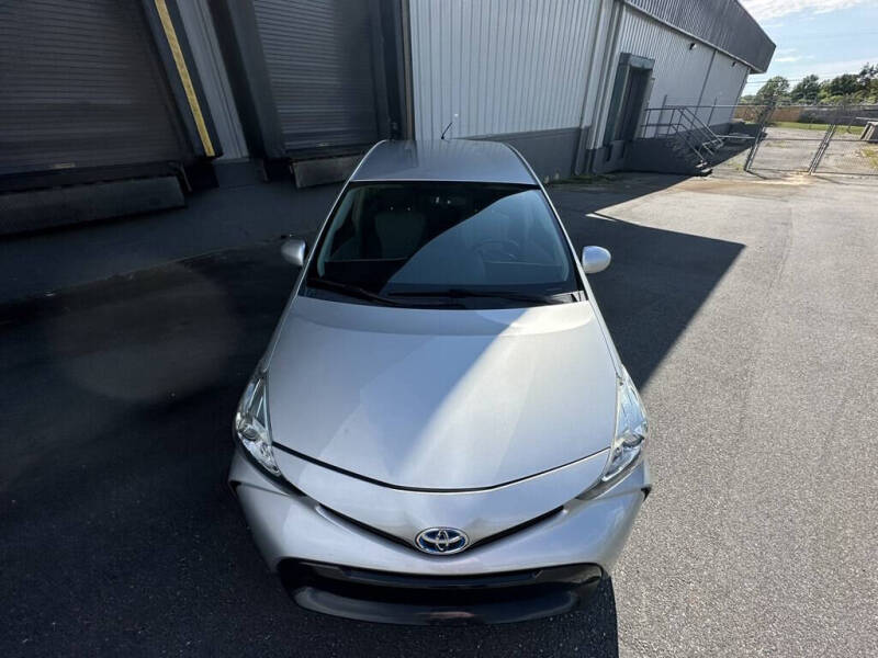 2015 Toyota Prius v Two