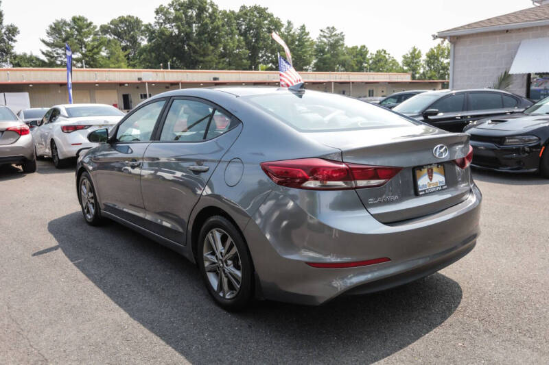 2018 Hyundai Elantra