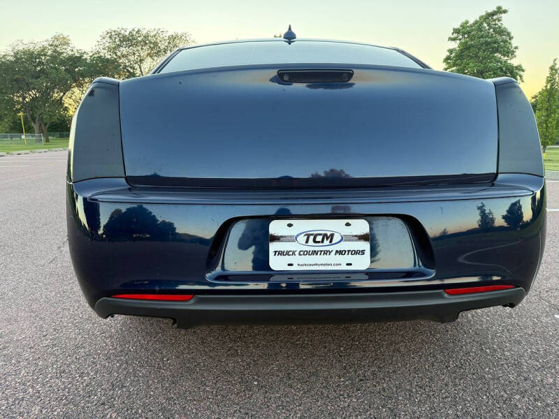 2016 Chrysler 300 S