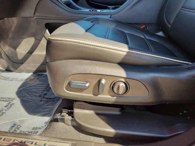 2022 GMC Acadia Denali