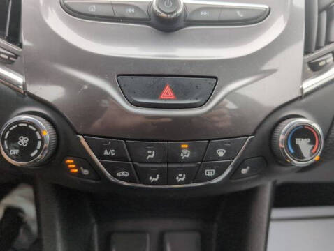 2018 Chevrolet Cruze LT Auto