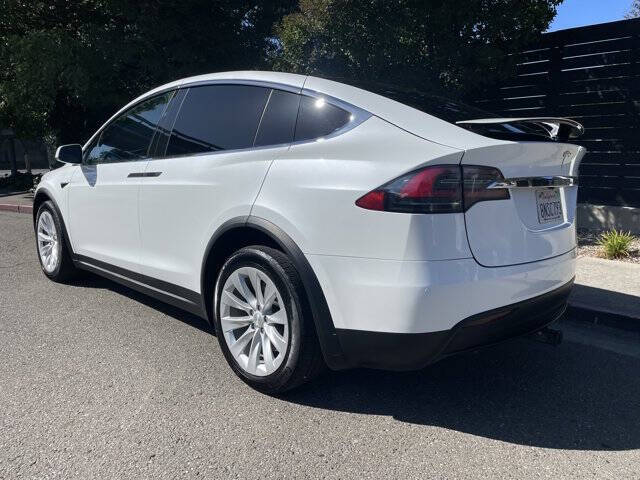 2020 Tesla Model X Long Range