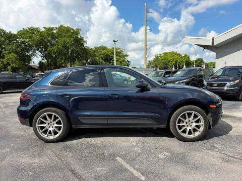 2017 Porsche Macan