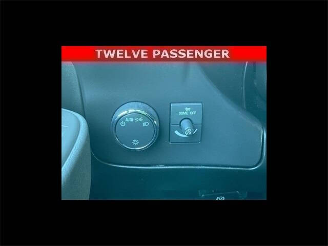 2022 Chevrolet Express LS 3500