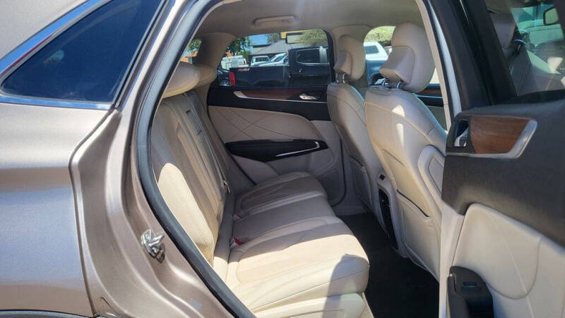 2019 Lincoln MKC Select