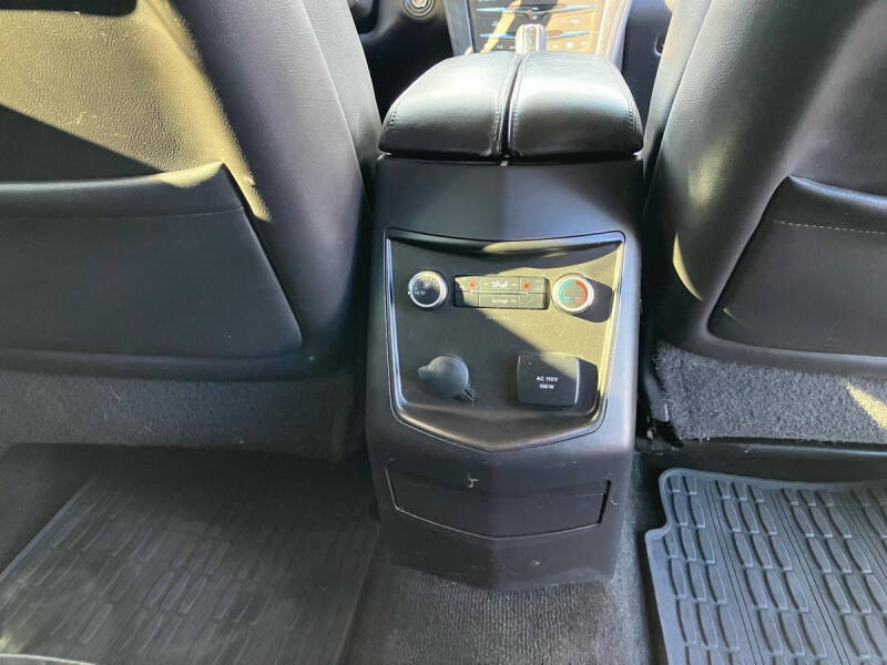 2013 Lincoln MKT EcoBoost