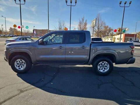 2024 Nissan Frontier SV