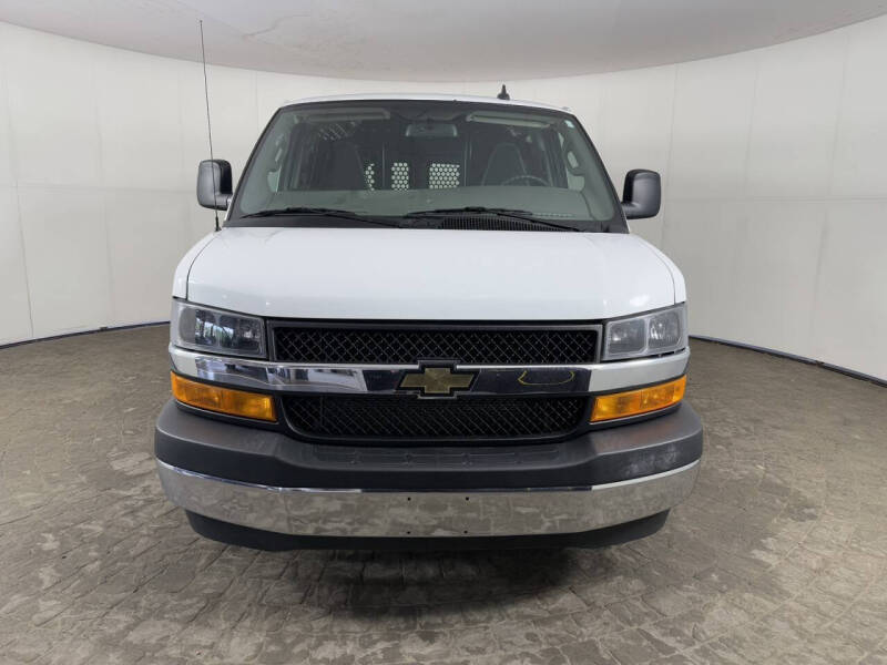 2023 Chevrolet Express 2500