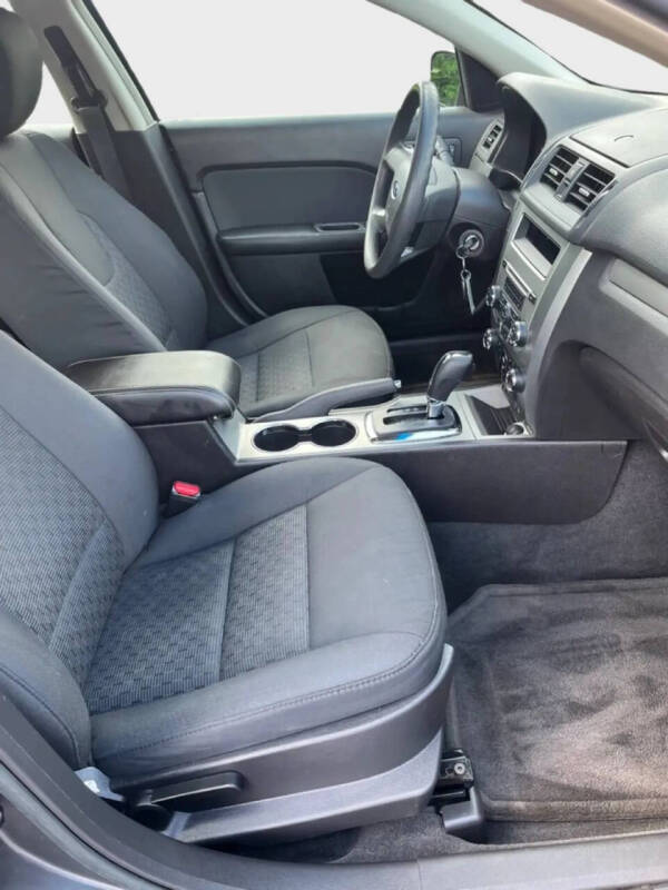 2012 Ford Fusion SE