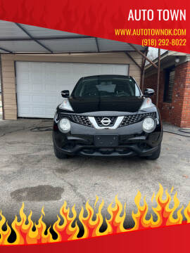 2016 Nissan JUKE for sale at Auto Town in Tulsa OK