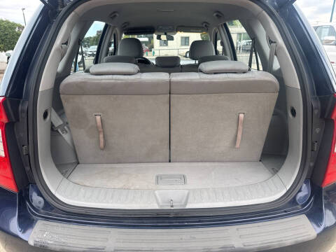 2007 Kia Rondo EX
