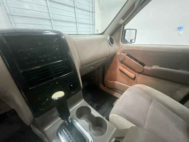 2007 Ford Explorer Sport Trac XLT