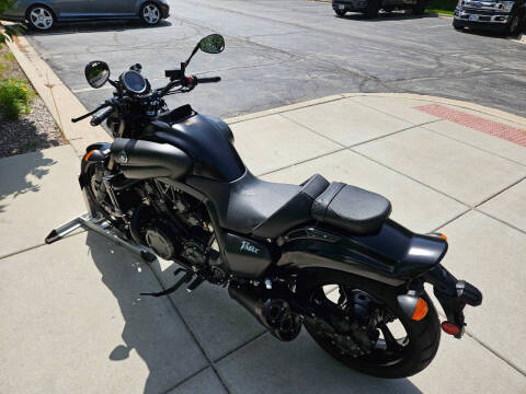 2019 Yamaha VMAX Matte Raven Black