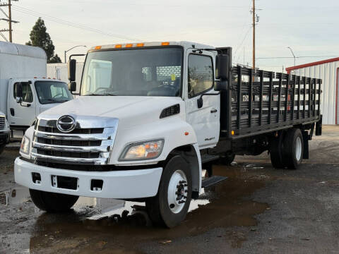 2013 Hino 268