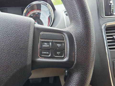 2015 Dodge Grand Caravan American Value Package