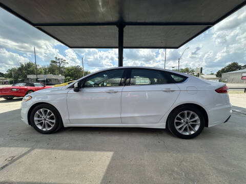 2020 Ford Fusion SE