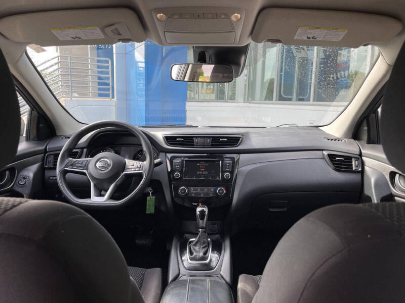 2020 Nissan Rogue Sport S