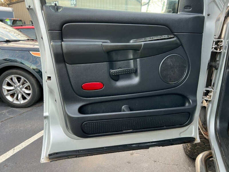 2004 Dodge Ram 2500 SLT