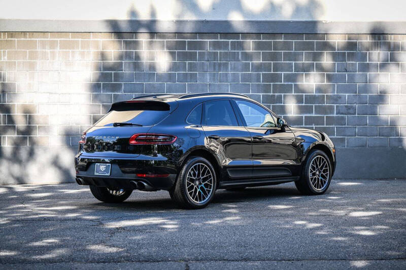 2017 Porsche Macan S