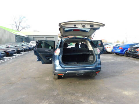 2016 Nissan Rogue SV