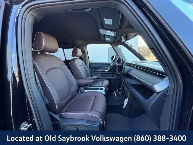 2025 Volkswagen ID. Buzz Pro S