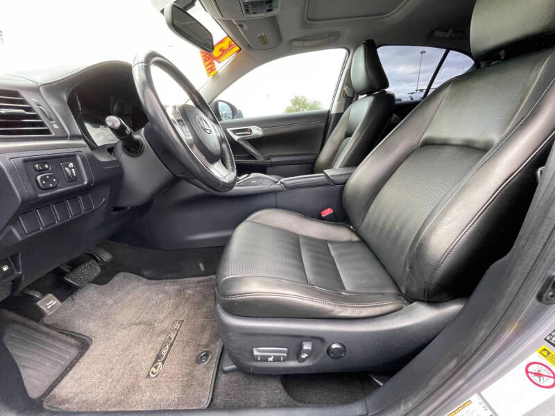 2013 Lexus CT 200h