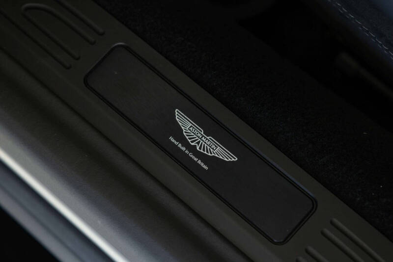 2025 Aston Martin Vantage